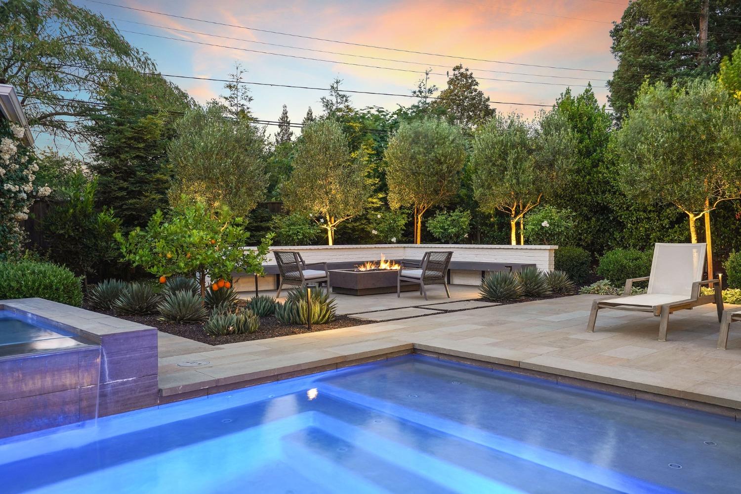 3313 Sierra Oaks Drive