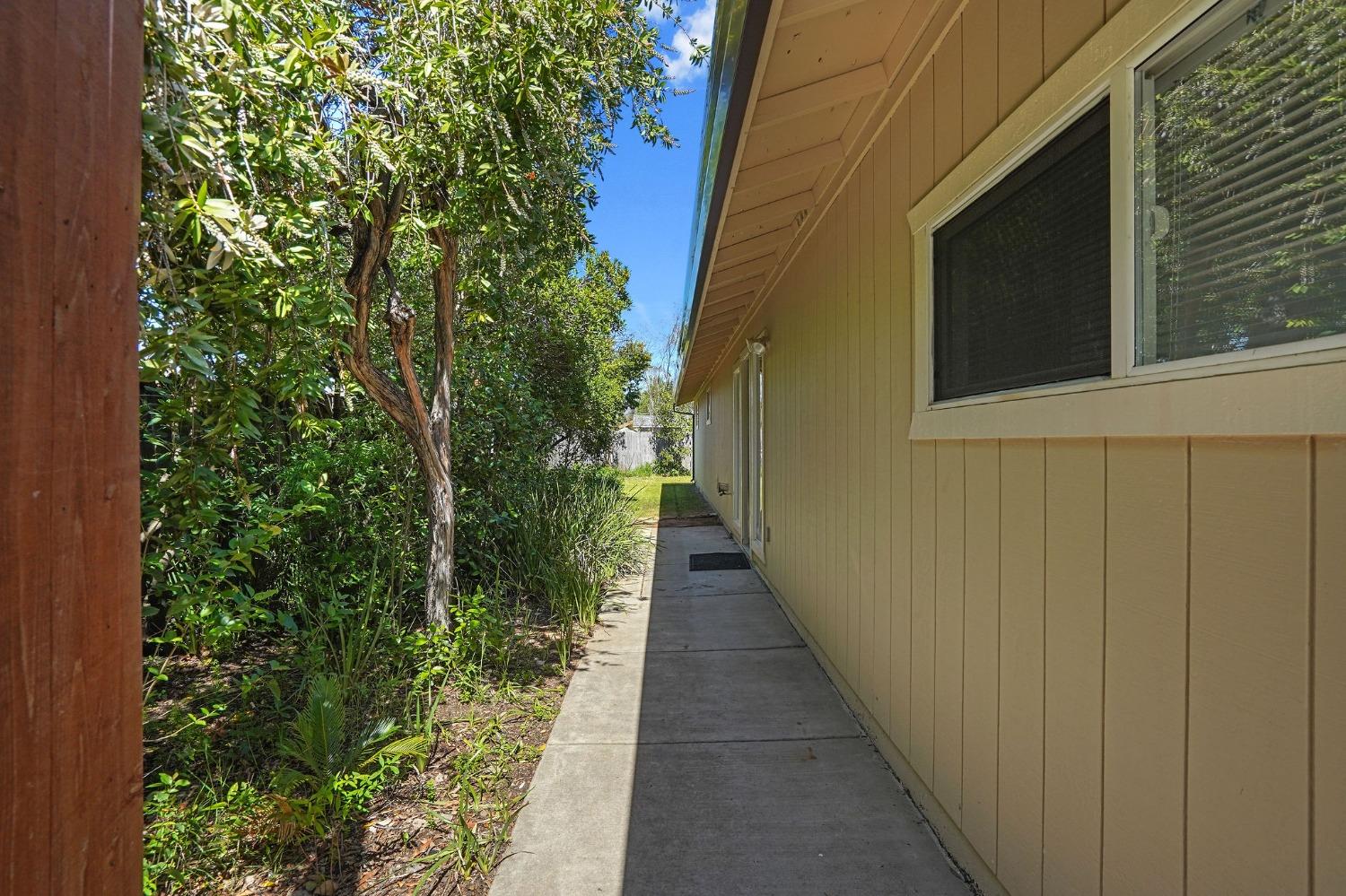 4809 Marconi Avenue