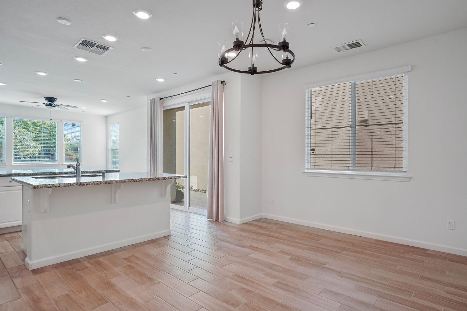 2109 Pleasant Grove Blvd