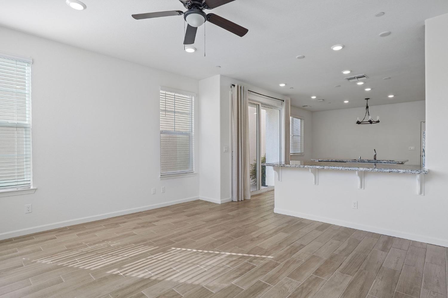 2109 Pleasant Grove Blvd