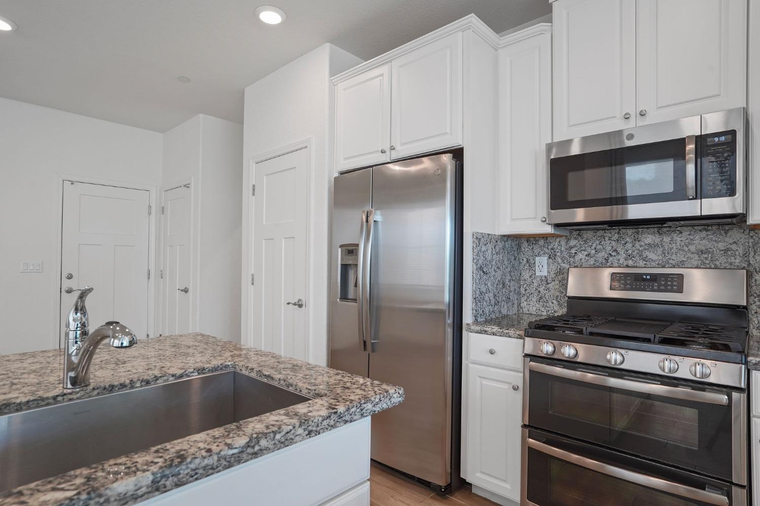 2109 Pleasant Grove Blvd