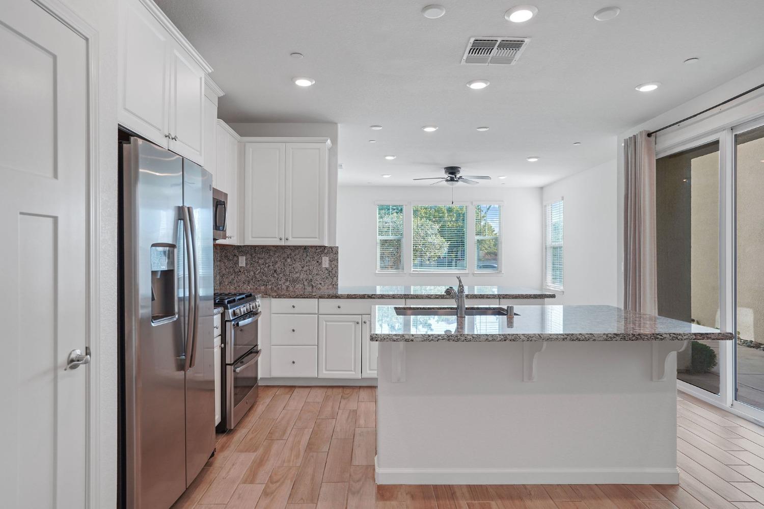 2109 Pleasant Grove Blvd