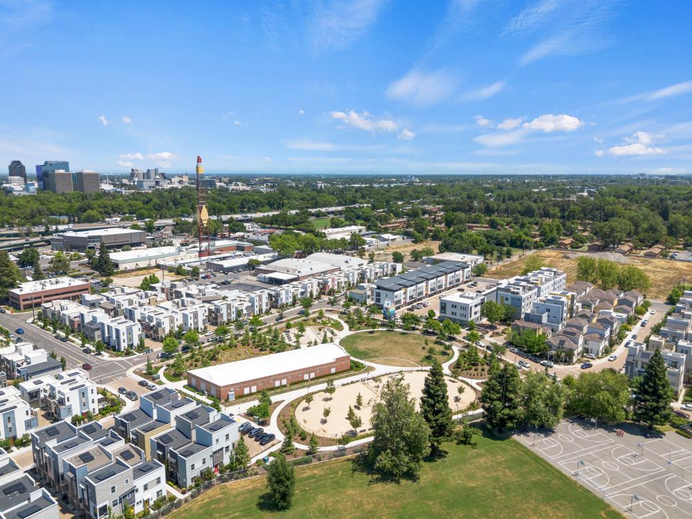 451 Tailoff Lane 401