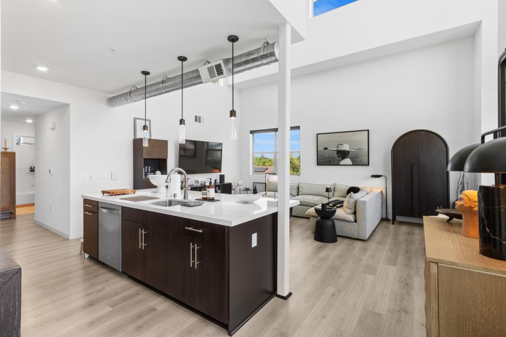 451 Tailoff Lane 401