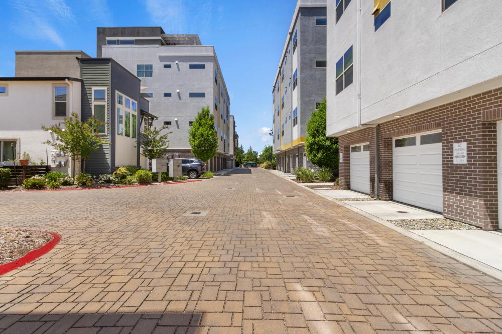 451 Tailoff Lane 401