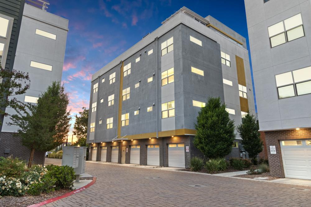 451 Tailoff Lane 401