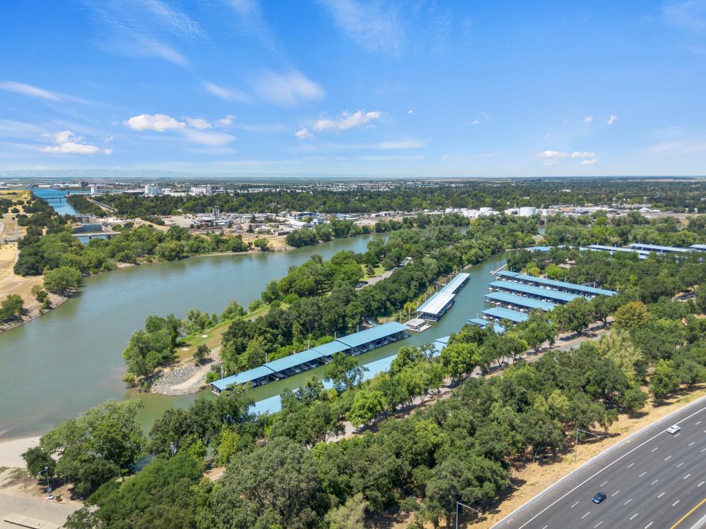 451 Tailoff Lane 401