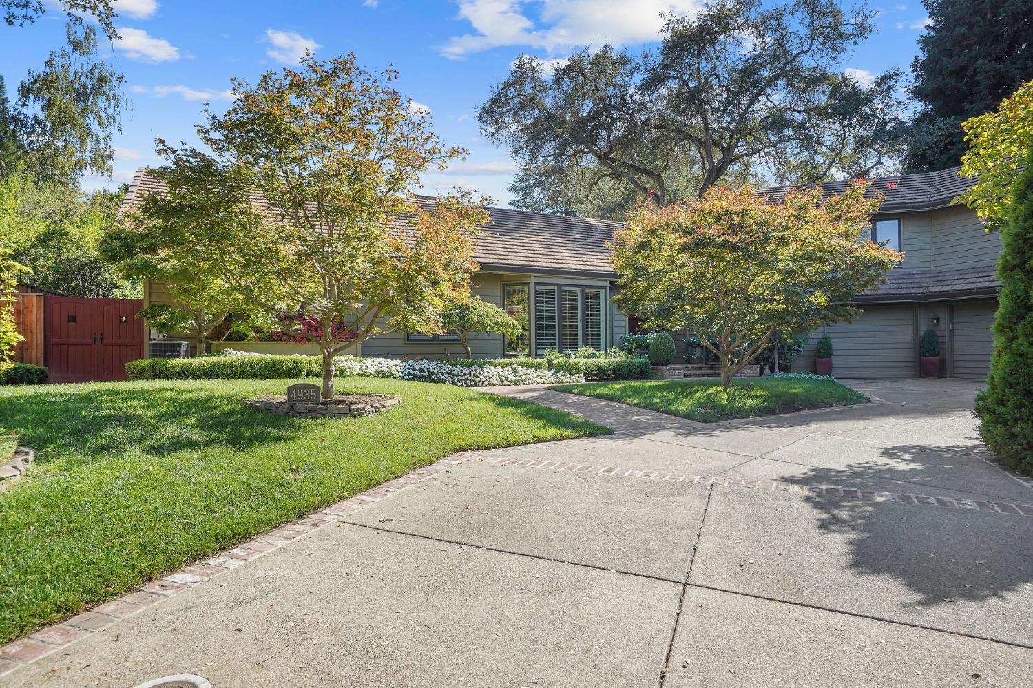 4935 Sudbury Way