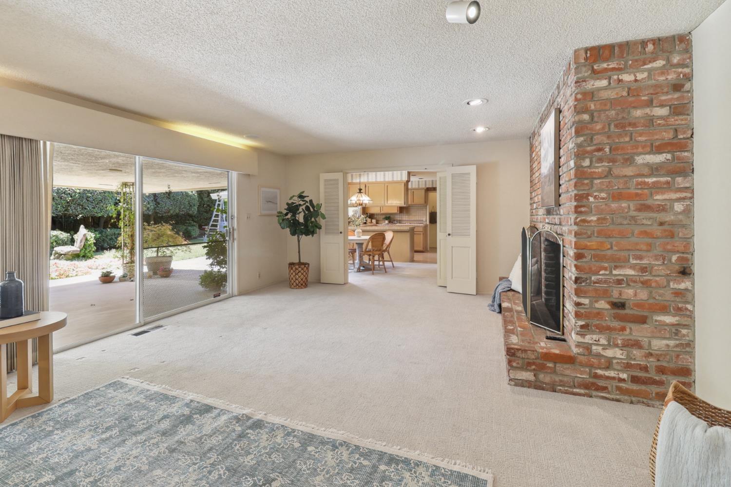 3910 American River Drive