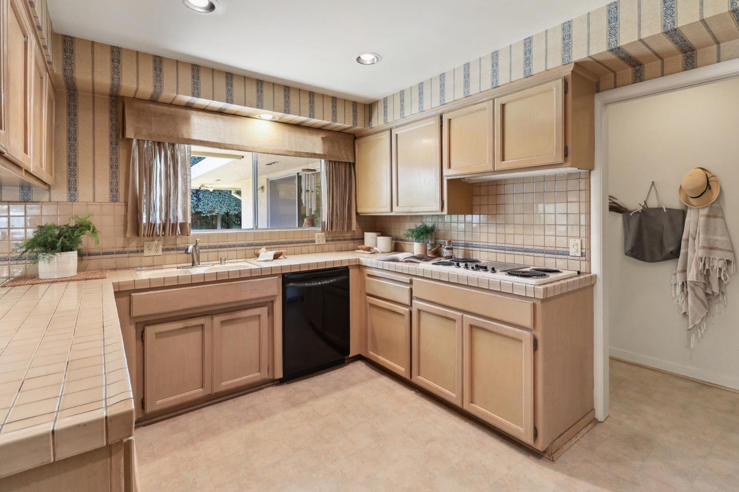 3910 American River Drive