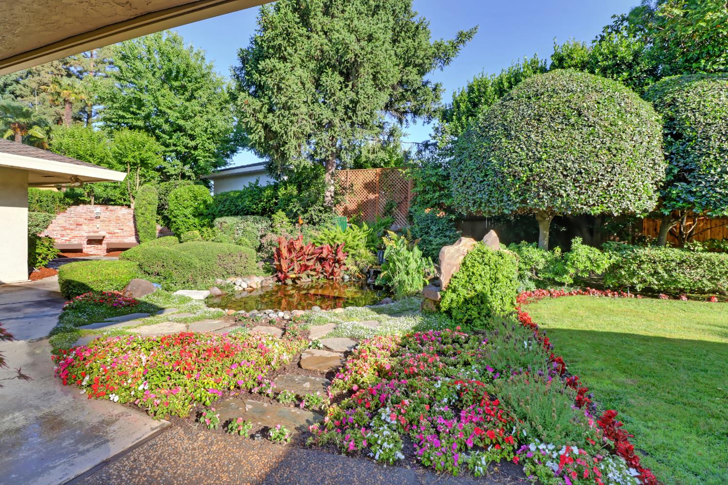 3910 American River Drive