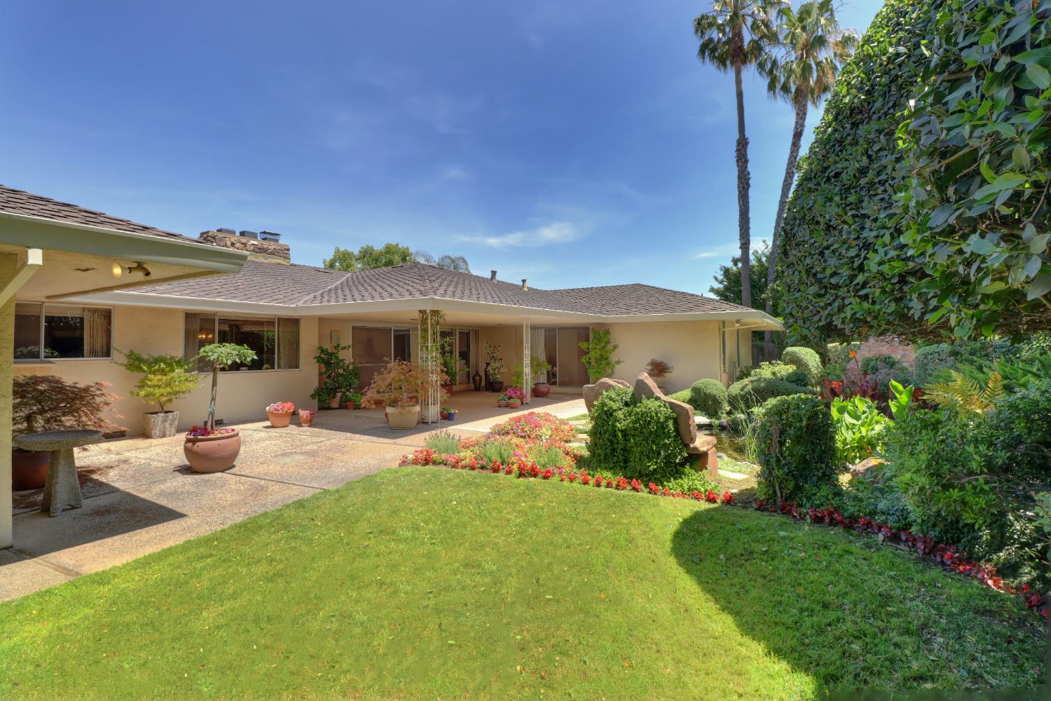 3910 American River Drive