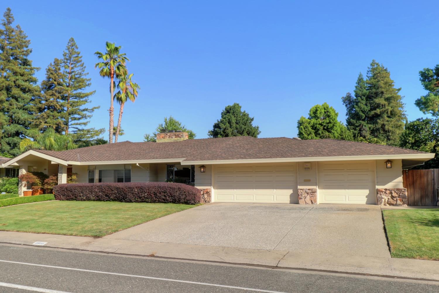 3910 American River Drive