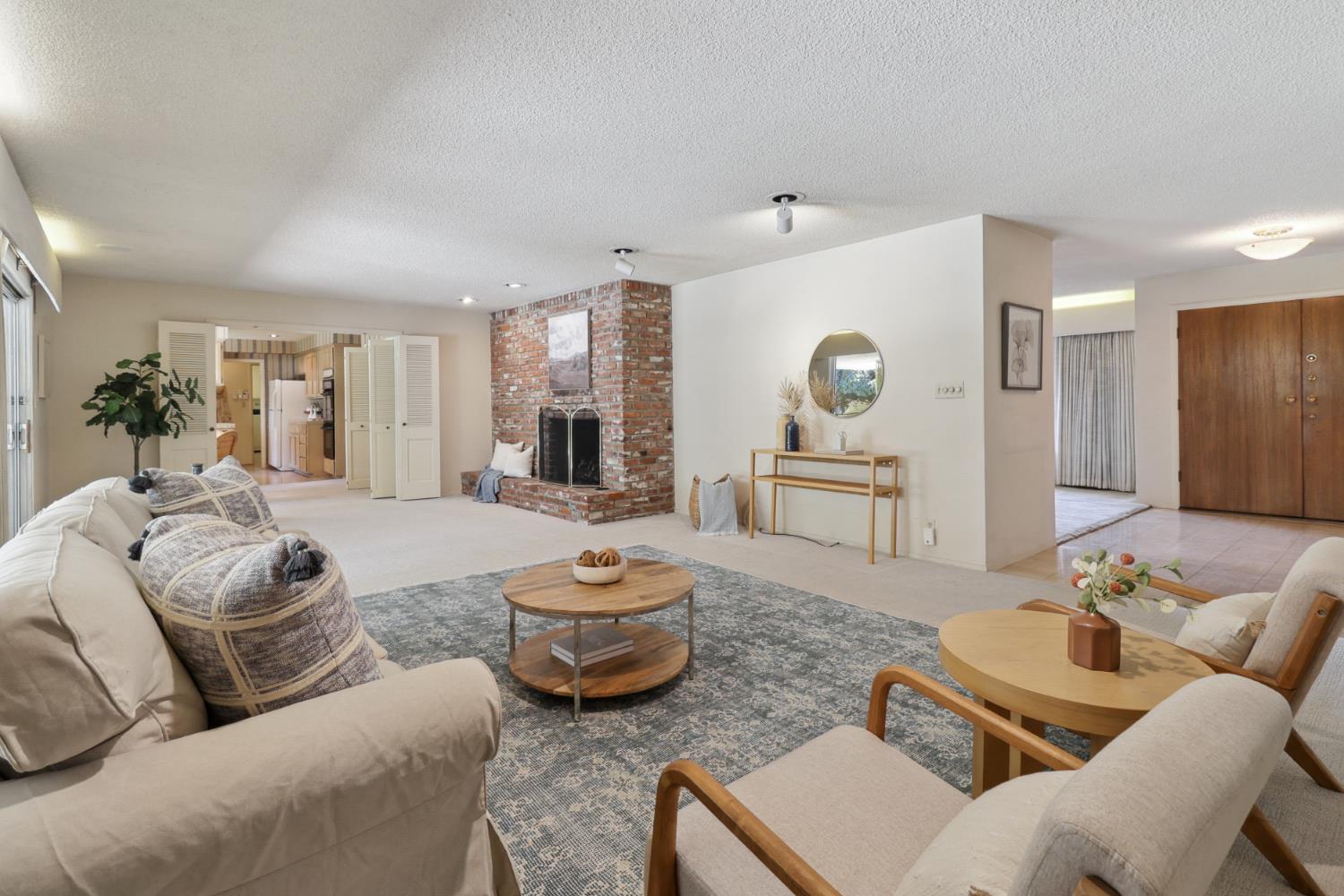 3910 American River Drive