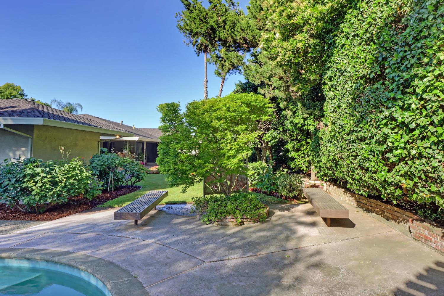 3910 American River Drive