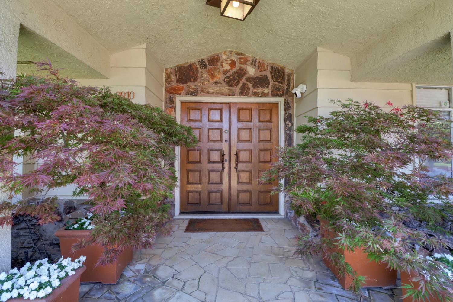 3910 American River Drive