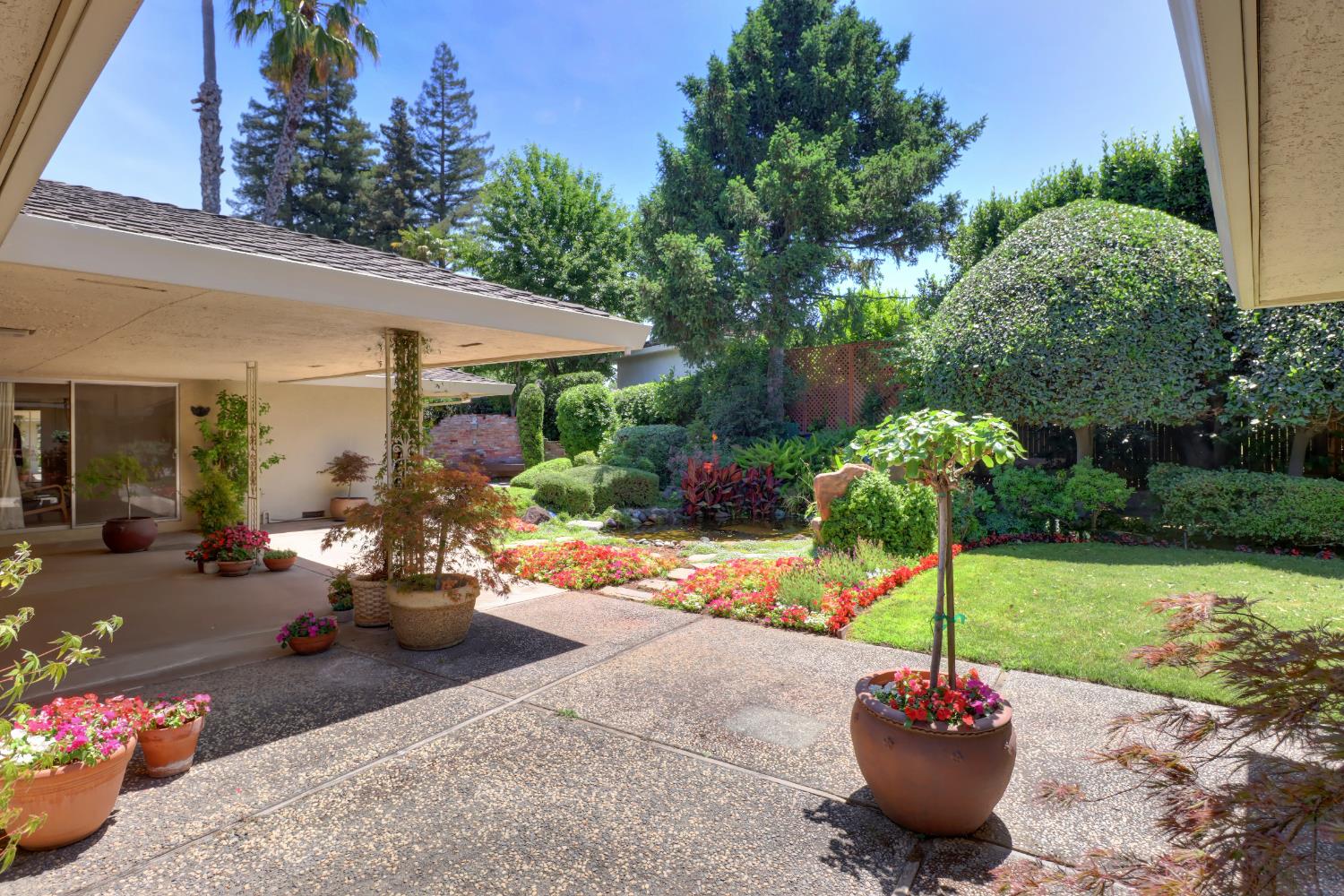 3910 American River Drive