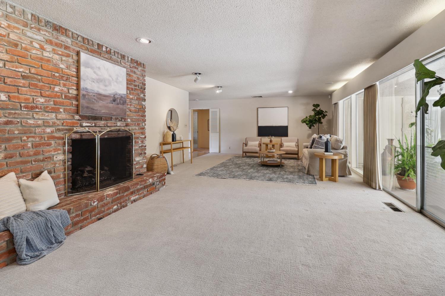 3910 American River Drive