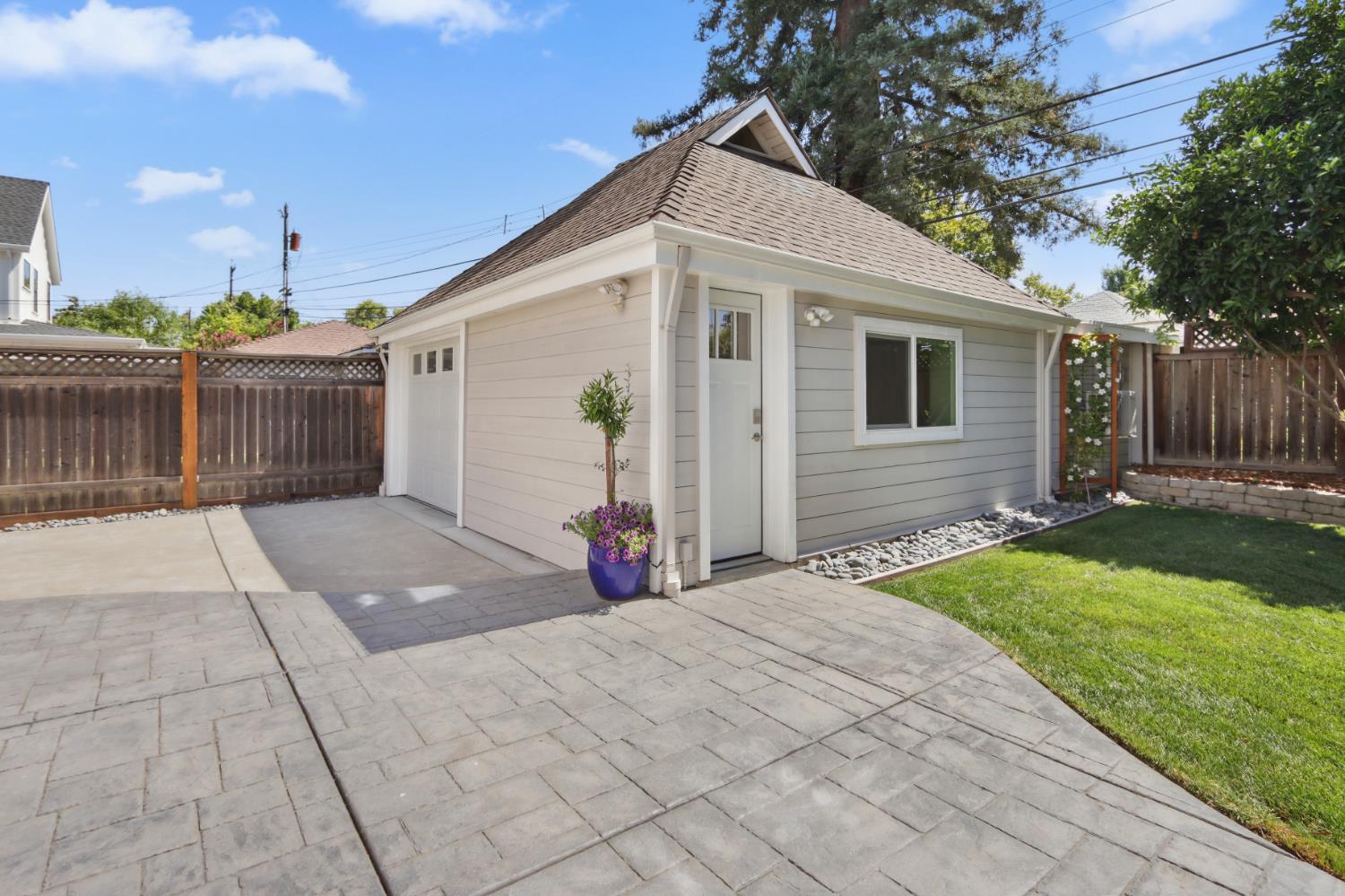 859 53rd Street