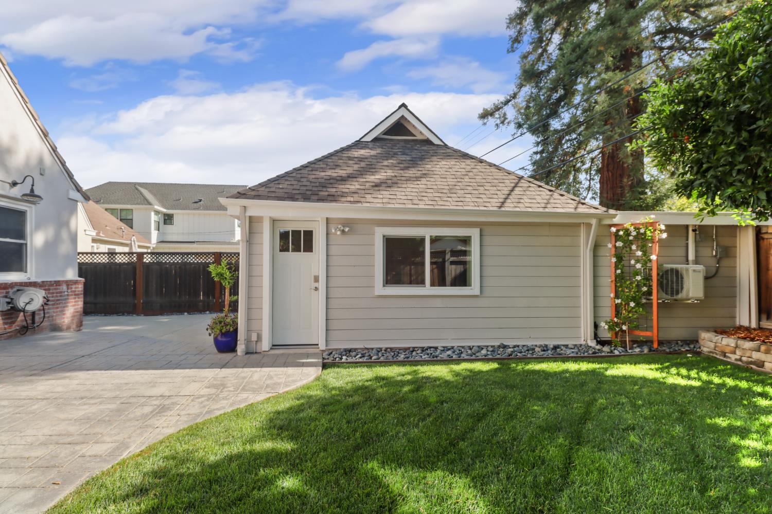 859 53rd Street