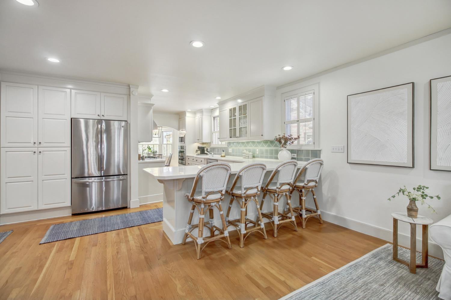 825 45th Street