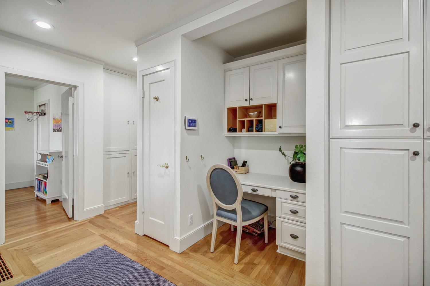 825 45th Street
