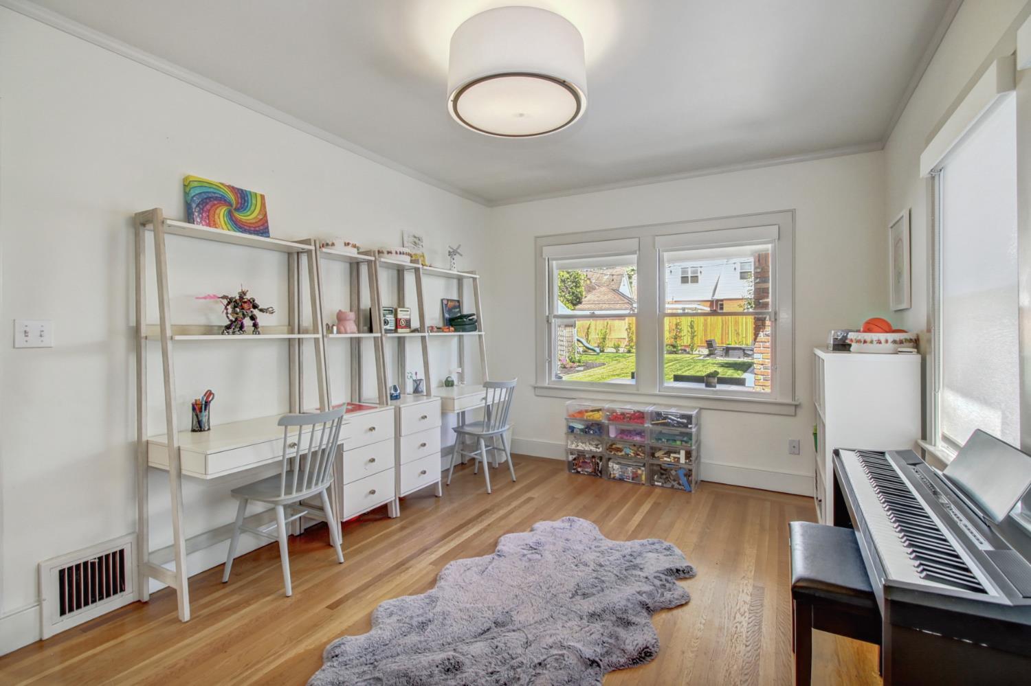 825 45th Street