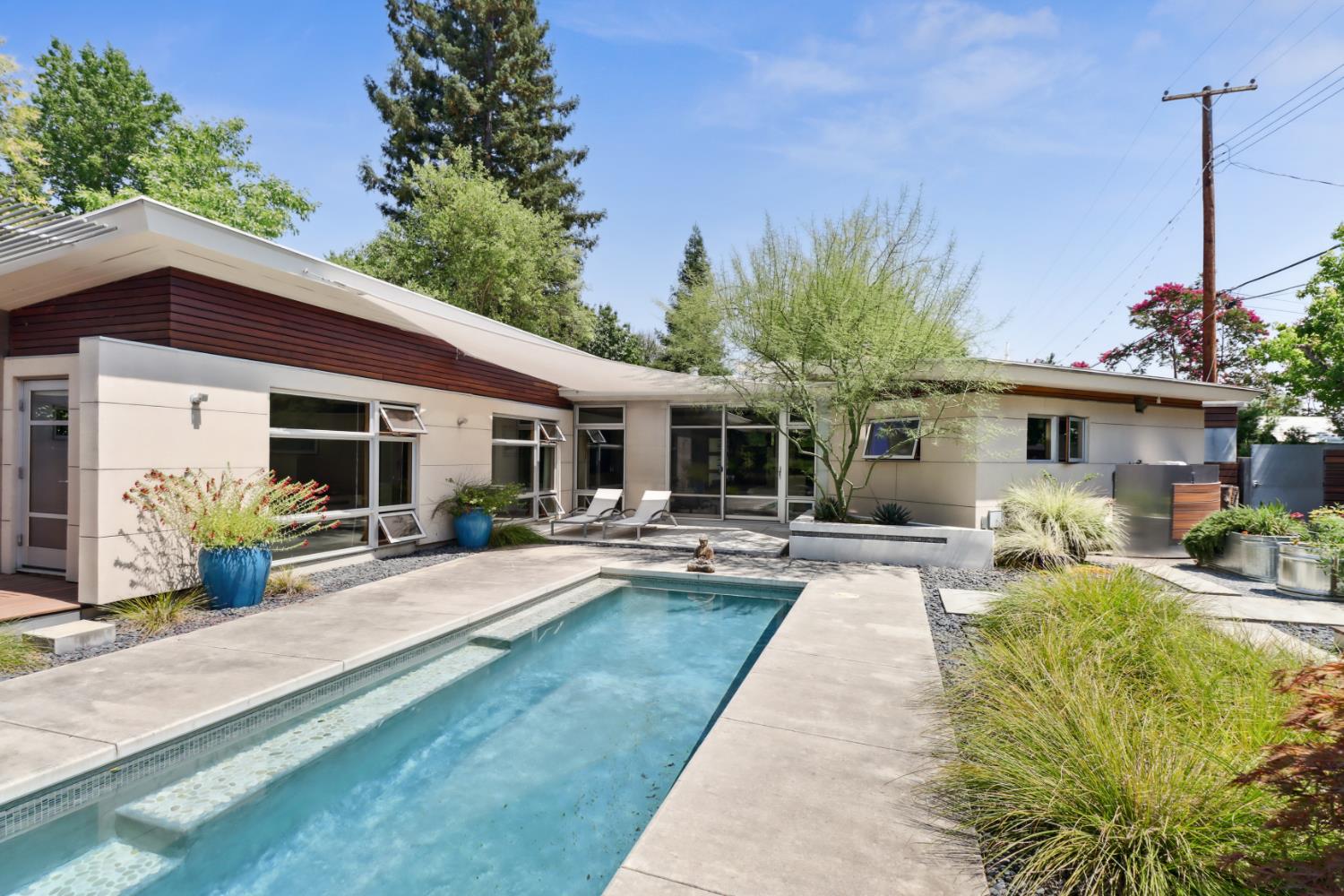 1111 Arroyo Grande Drive
