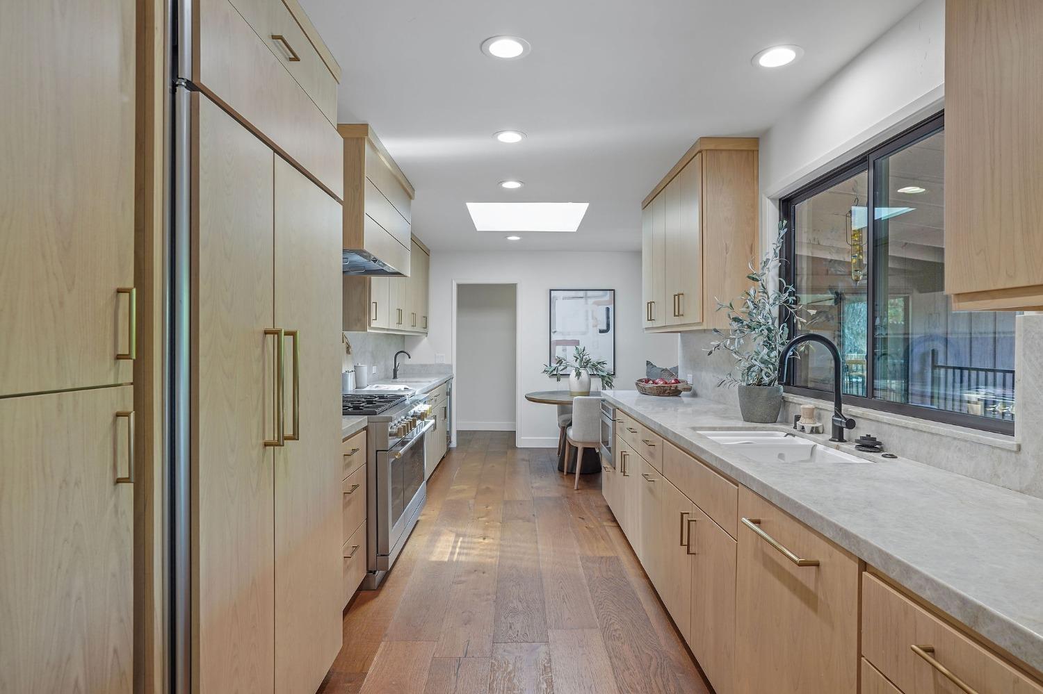 5940 Sarah Court