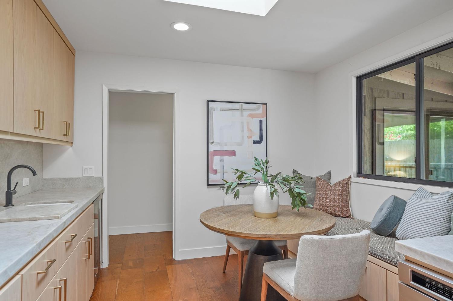 5940 Sarah Court