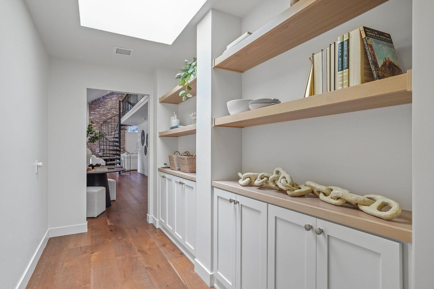 5940 Sarah Court