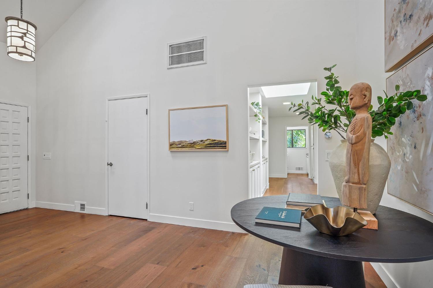 5940 Sarah Court