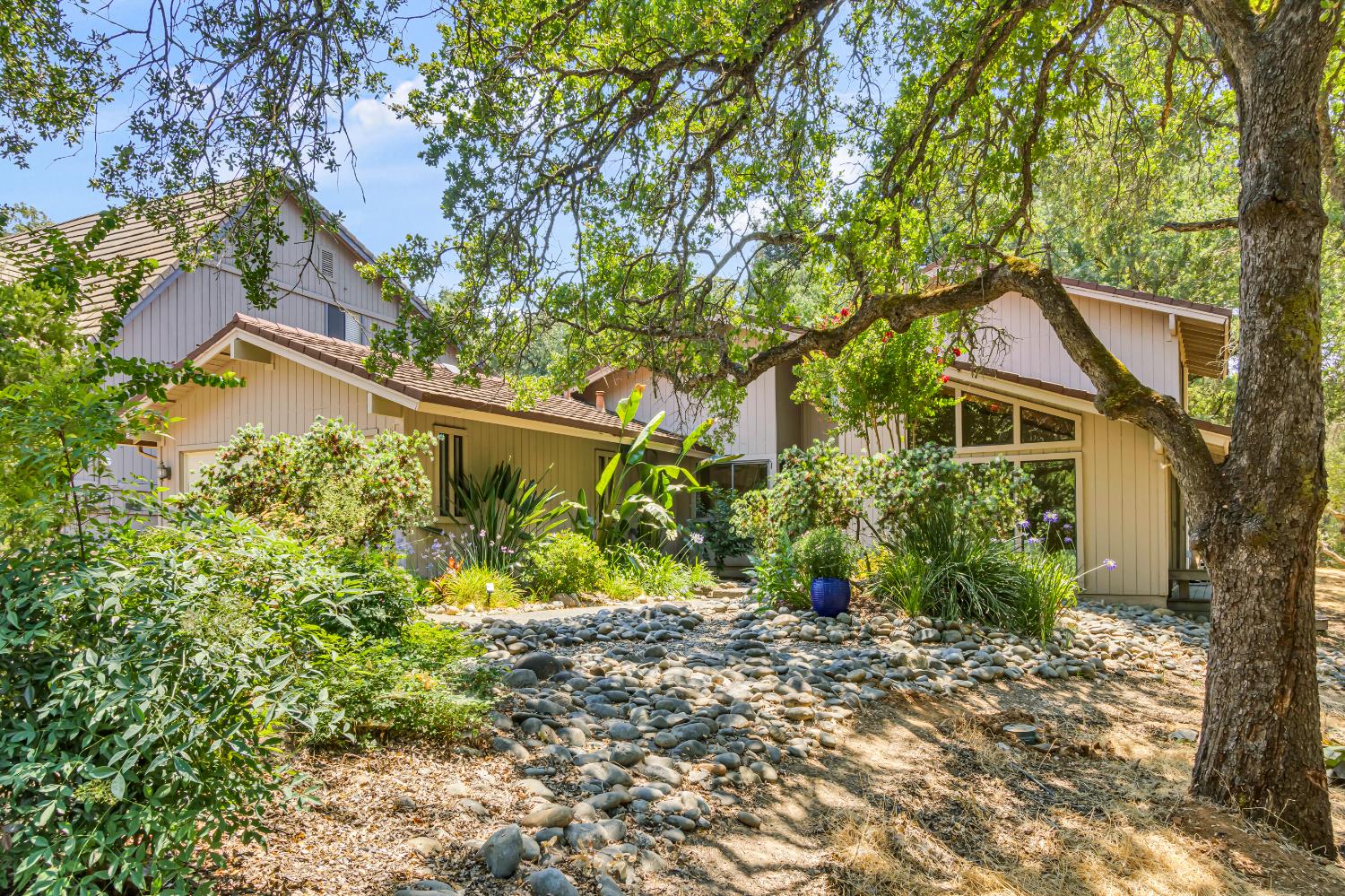 5361 Long Canyon Drive