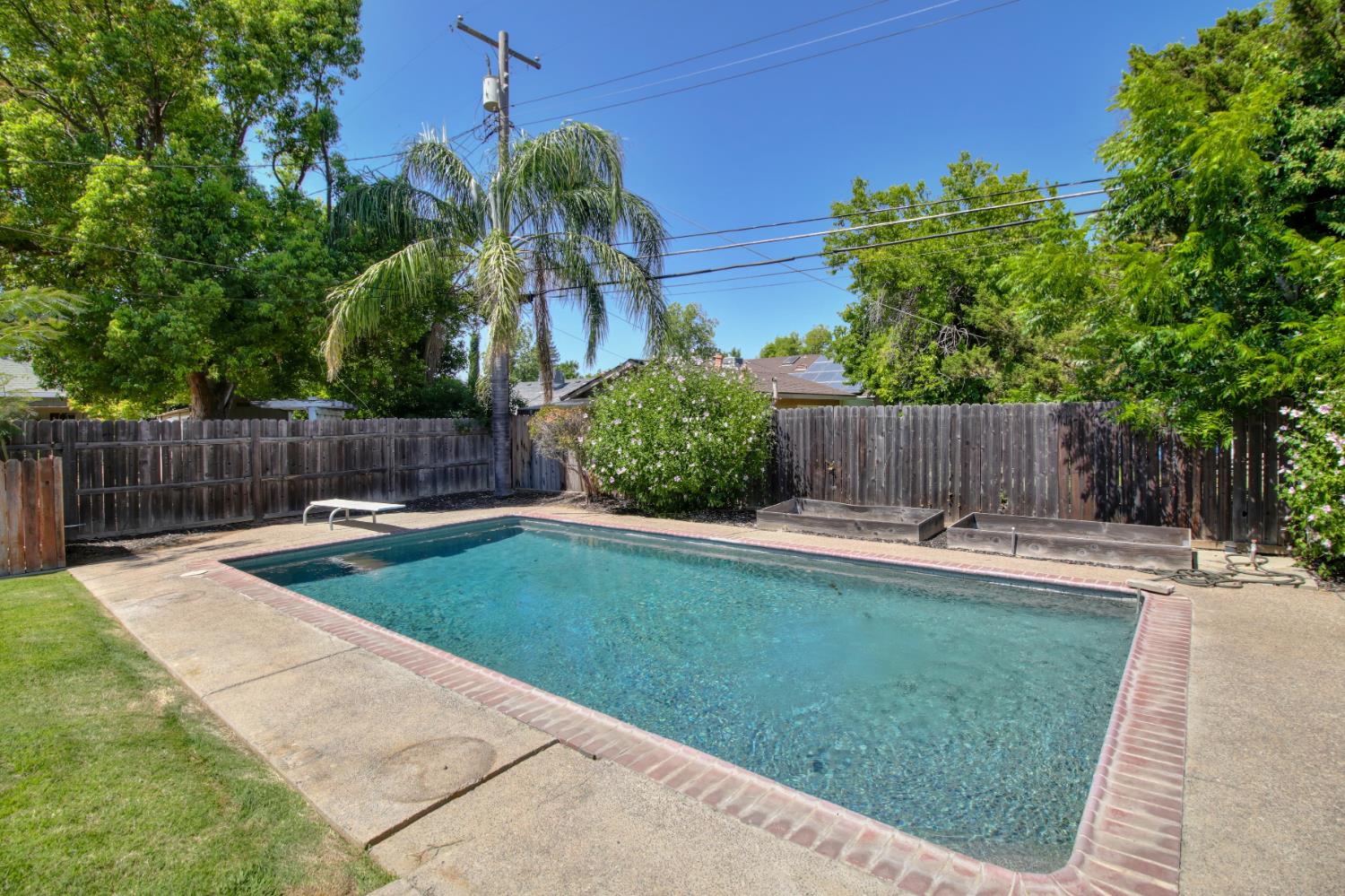 2224 Ione Street