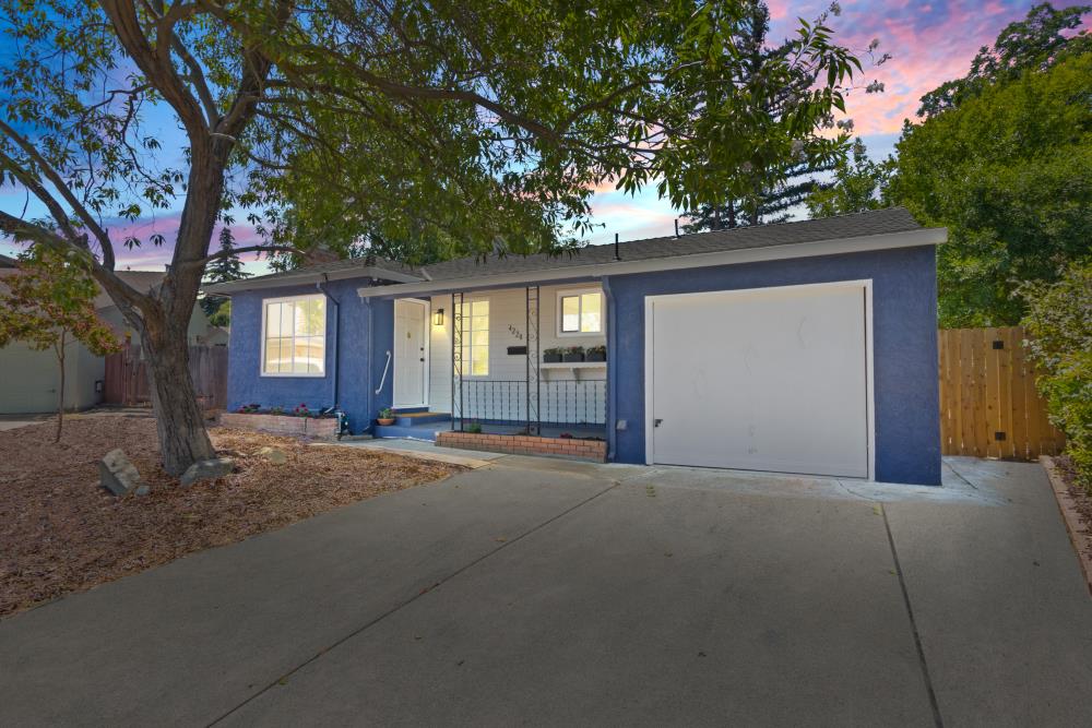 4220 Norton Way