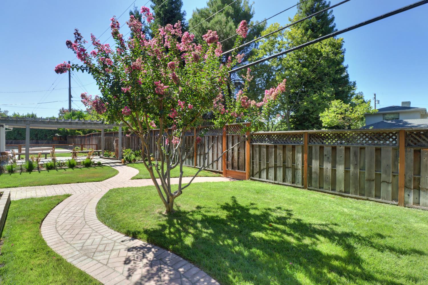 3418 Clemens Way