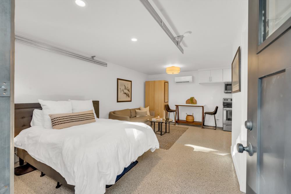 323 39th Street