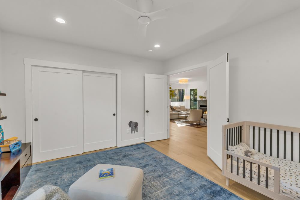 323 39th Street