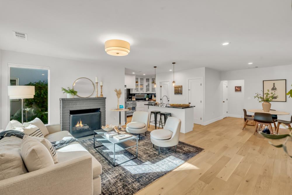 323 39th Street