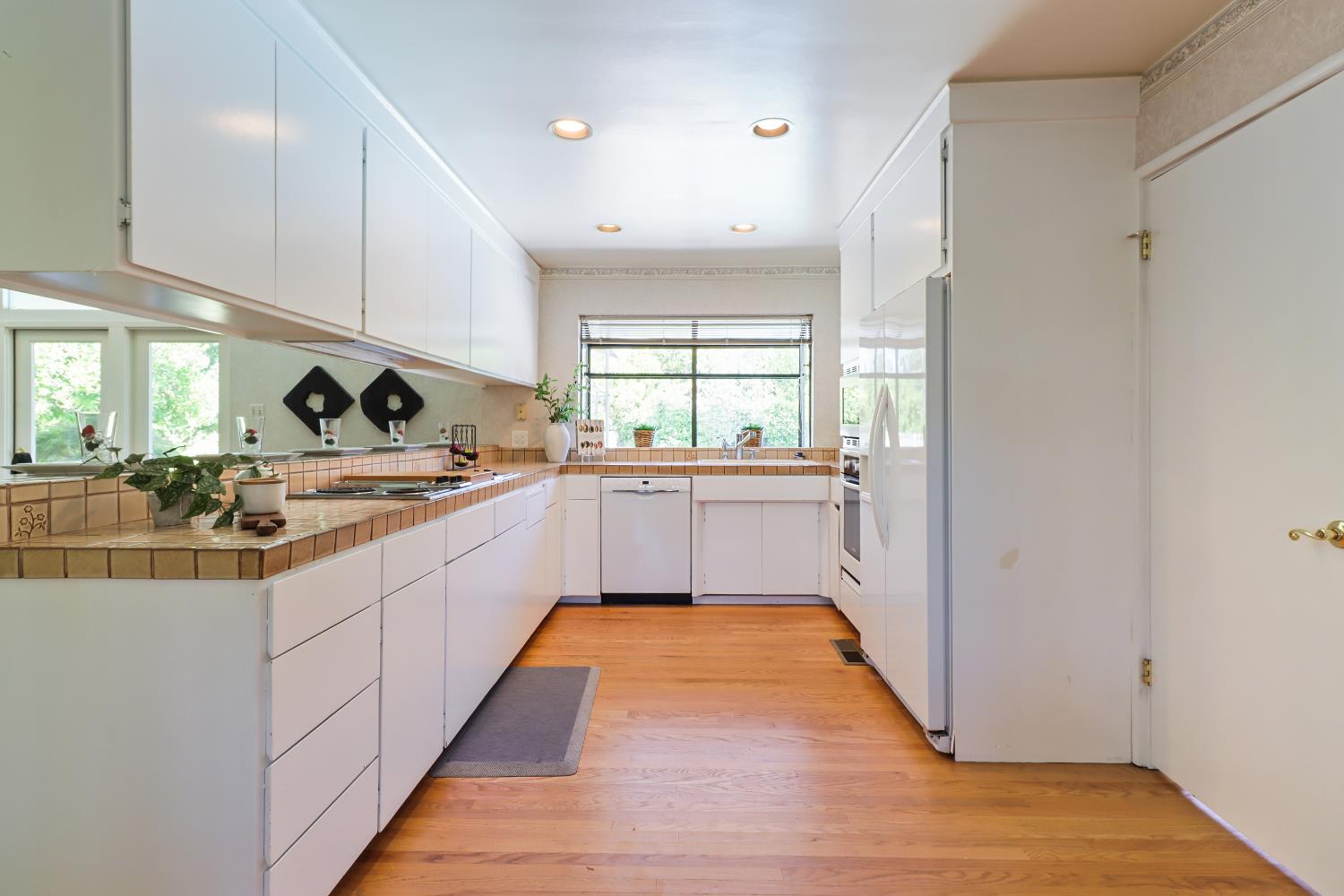 3101 American River Drive