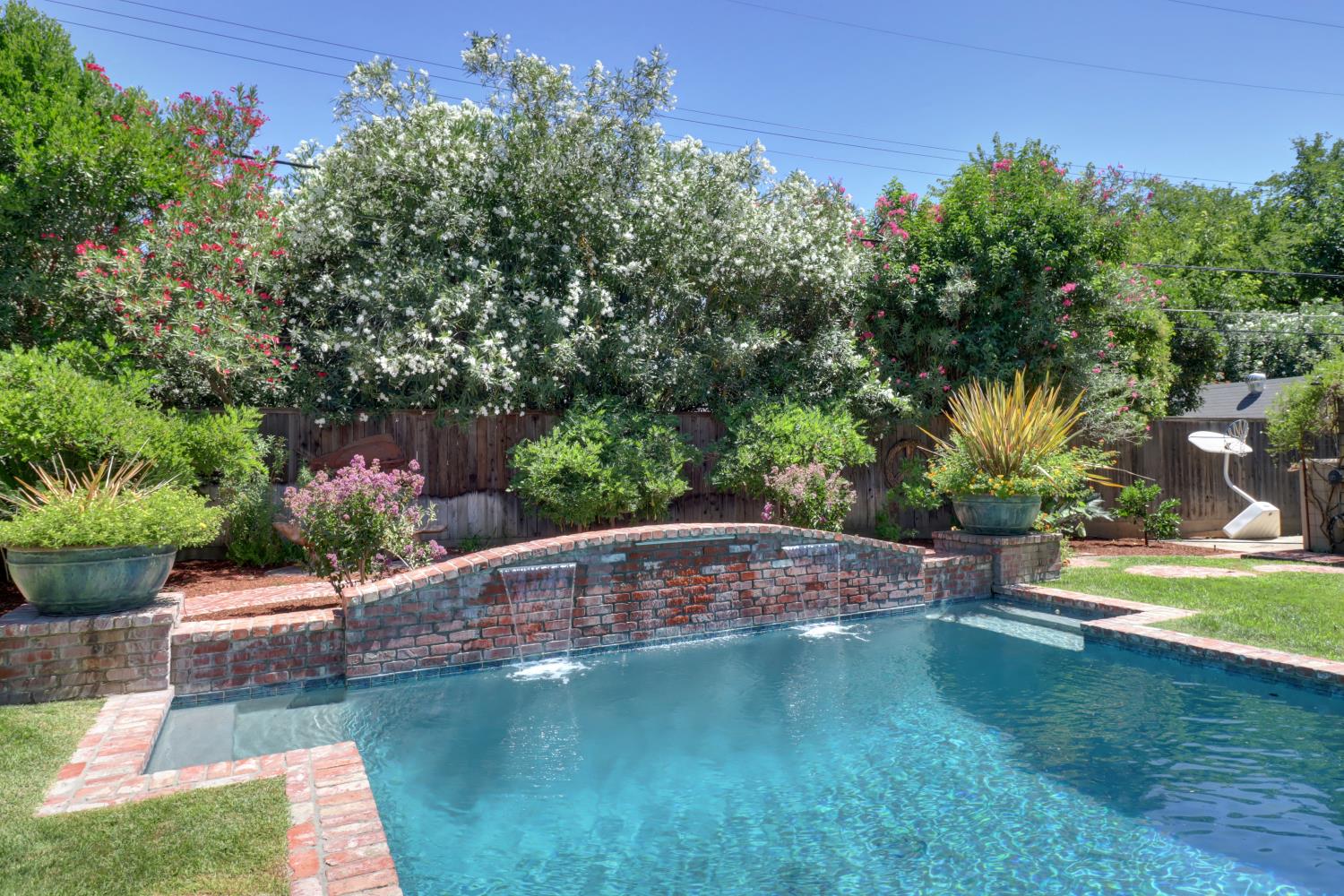 3542 Bodega Court