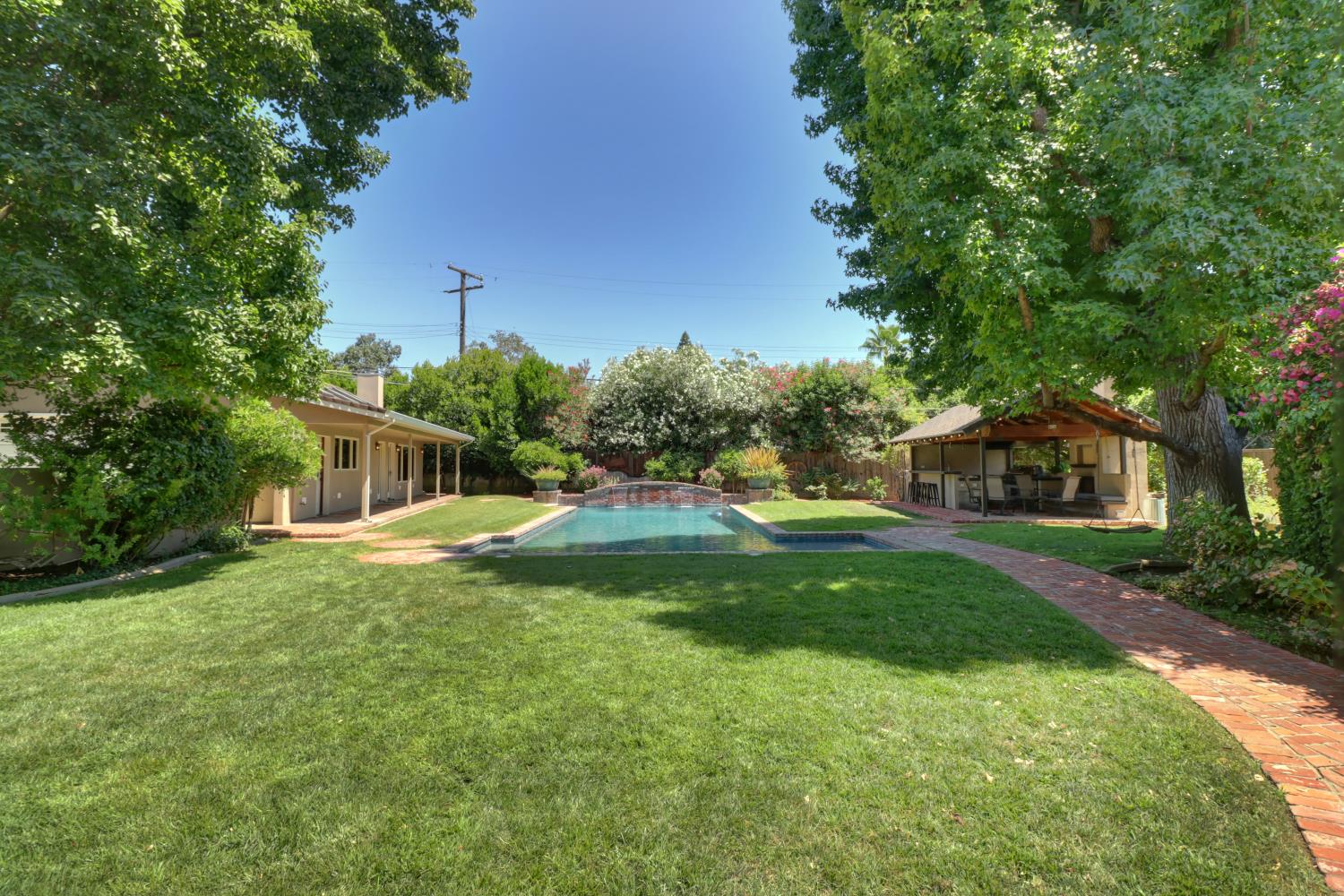 3542 Bodega Court