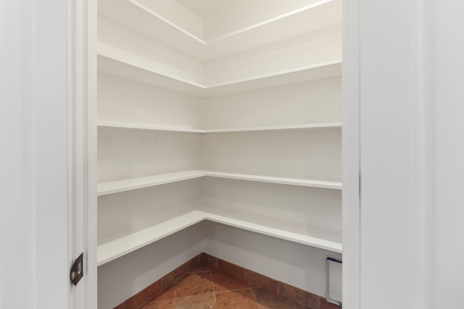 3542 Bodega Court
