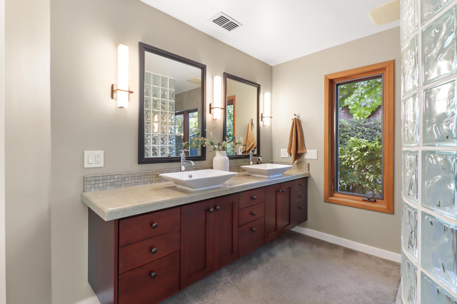 3542 Bodega Court