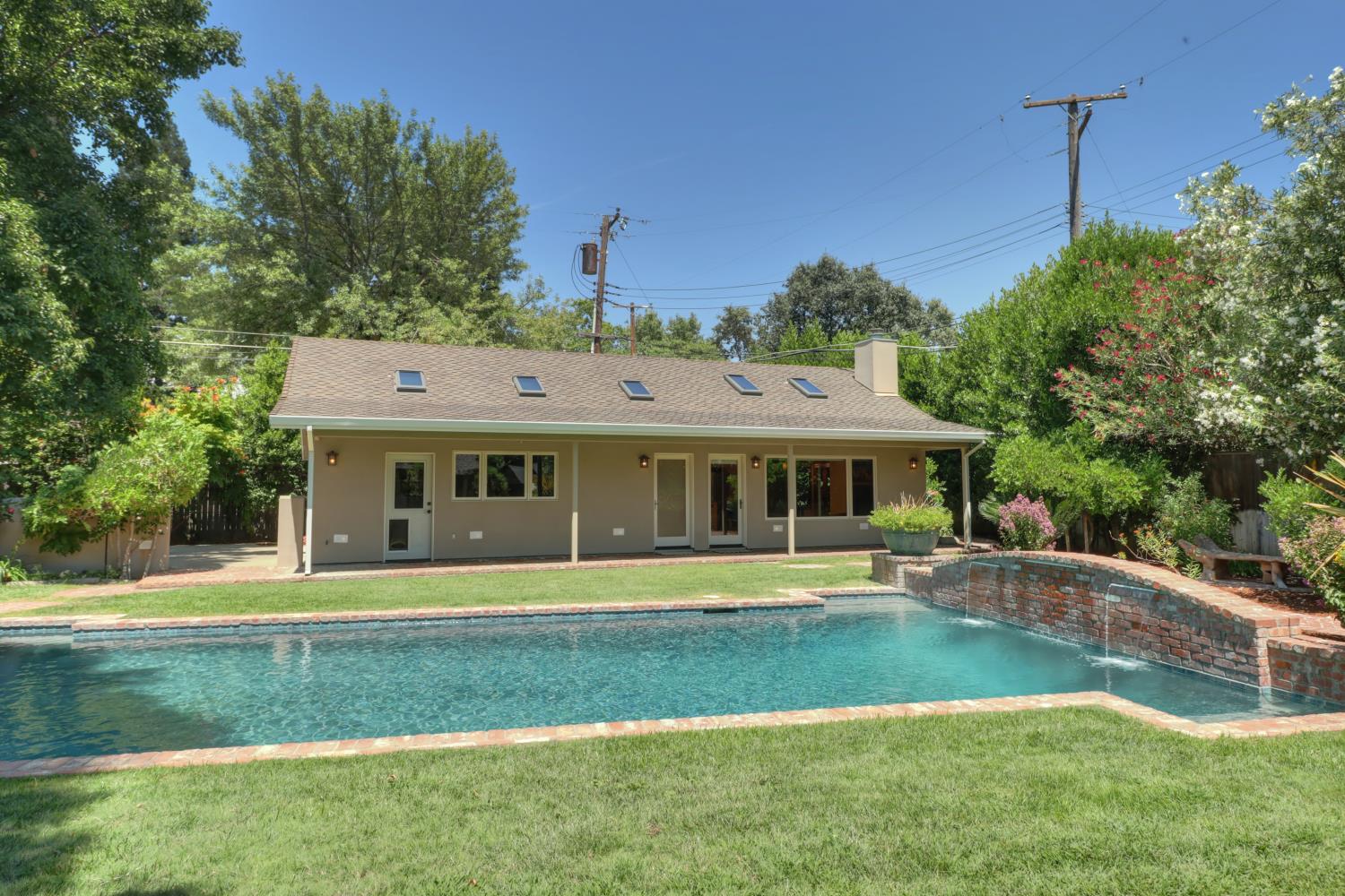 3542 Bodega Court