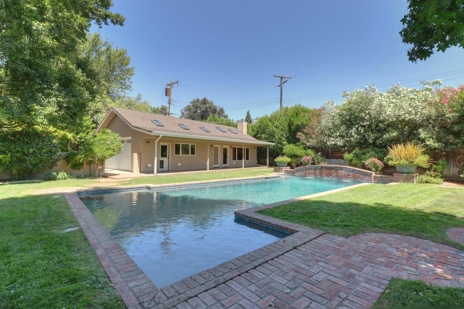 3542 Bodega Court