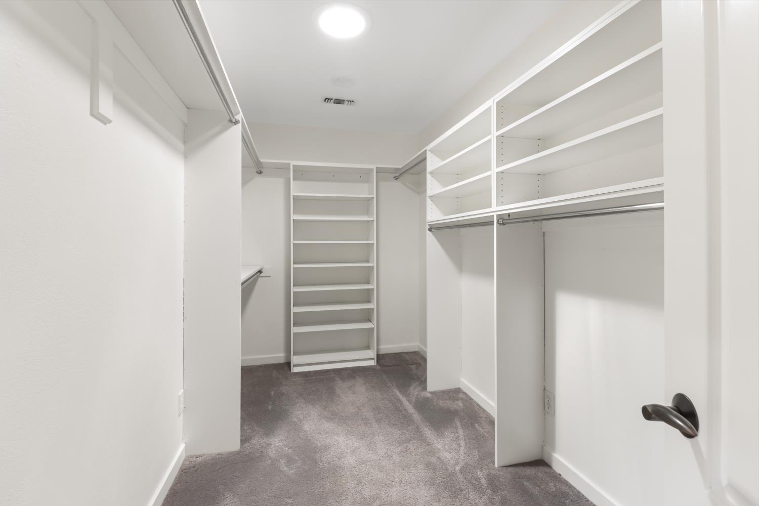 3542 Bodega Court