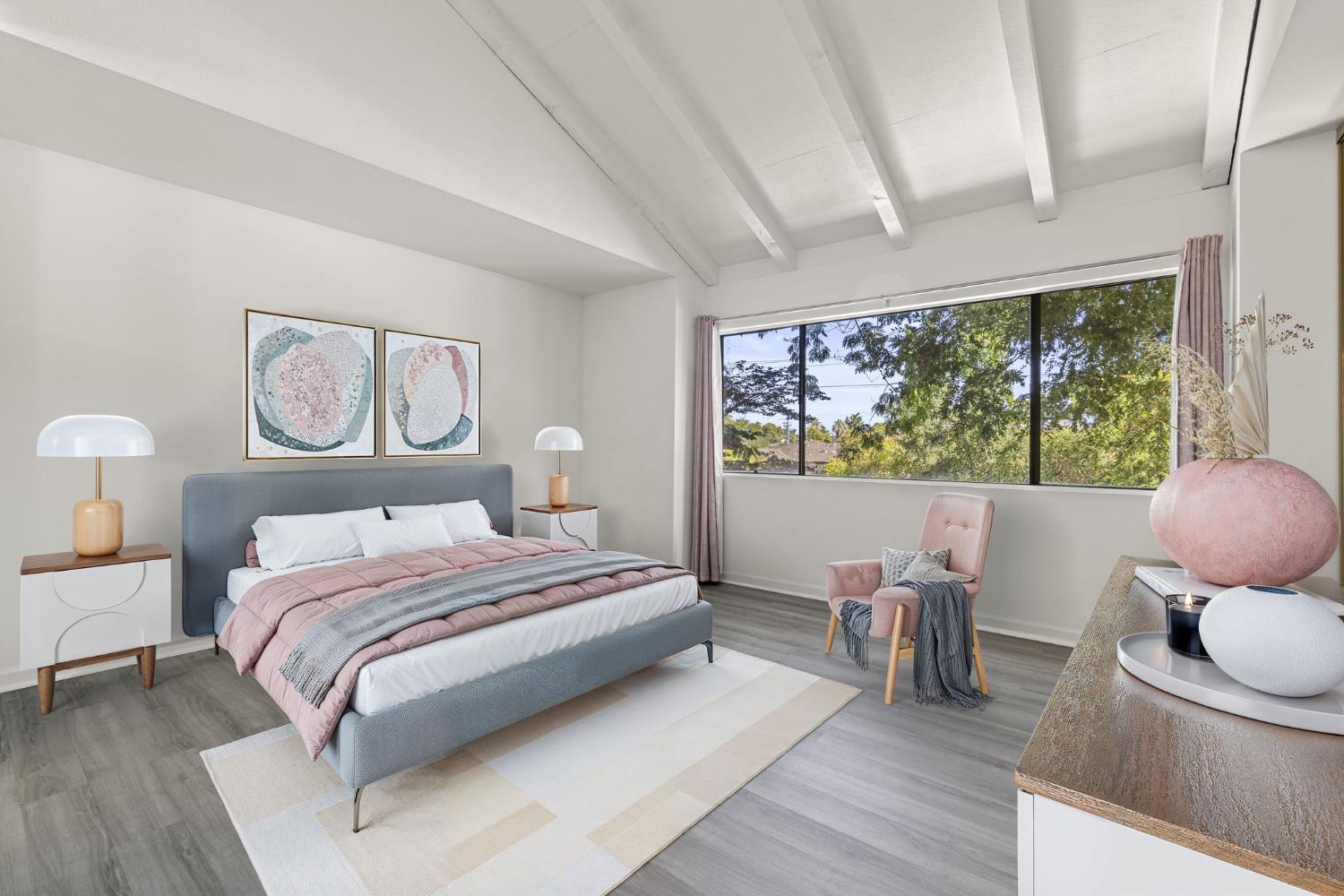 899 E Woodside Lane 3