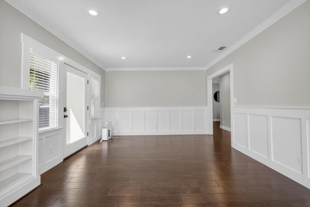 1861 Caramay Way