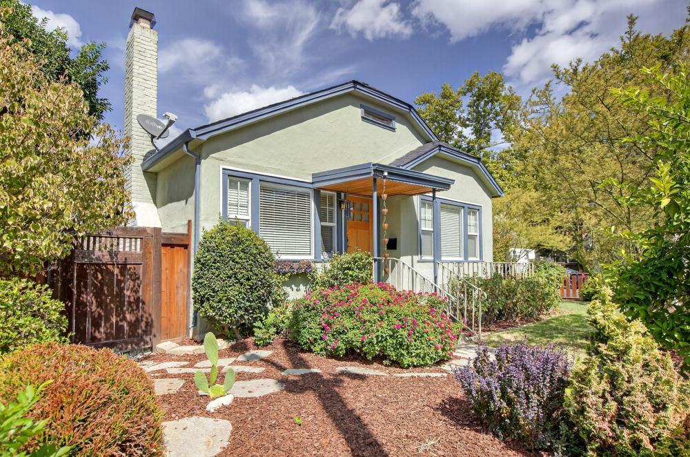 1861 Caramay Way